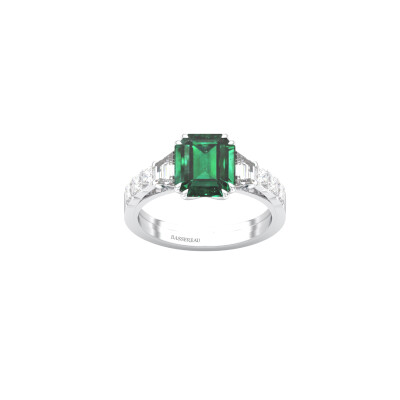 Bague Art Déco en or blanc, émeraude et diamants