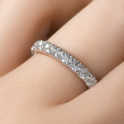 Alliance Infini en or blanc et diamants