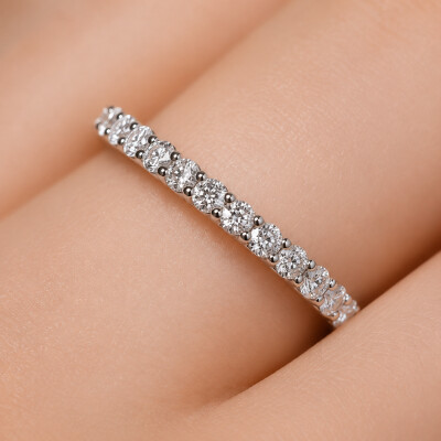 Alliance Infini en or blanc et diamants