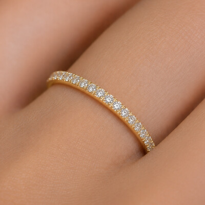Alliance Infini en or jaune et diamants