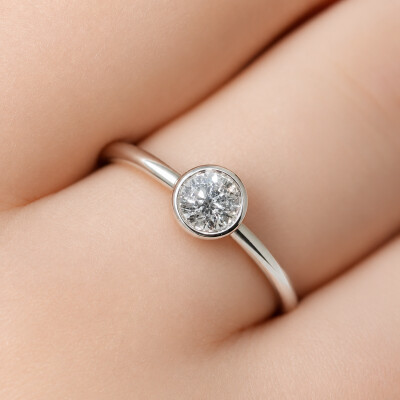 Bague Bulles en or blanc et diamant certifié