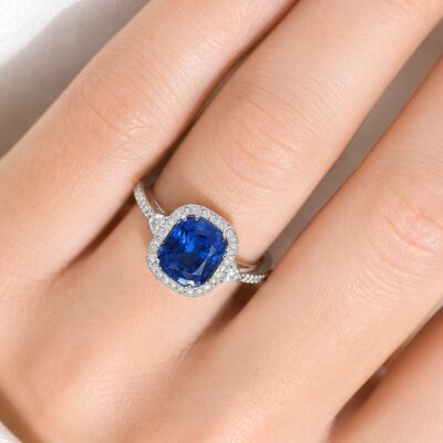 Bague 1897 en or blanc, saphir bleu et diamants