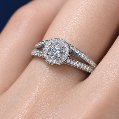 Bague or blanc et diamants