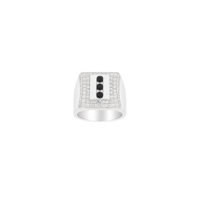 Bague en or blanc, diamants et onyx