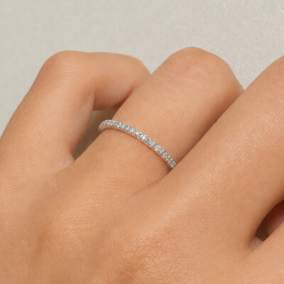 Bague en or blanc et diamants