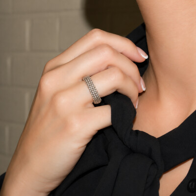 Bague maille en or blanc