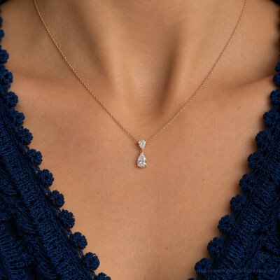 Collier Infini en or rose et diamants