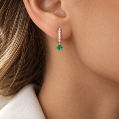 Boucles d'oreilles Infini en or rose, saphirs verts et diamants