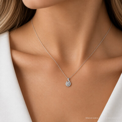 Collier 1897 en or blanc et diamants