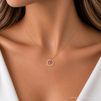 Collier 1897 en or rose, saphir rose et entourage diamants