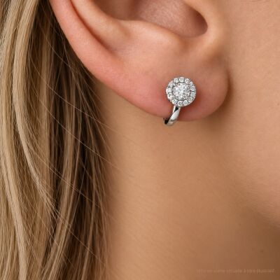 Boucles d'oreilles 1897 en or blanc et diamants