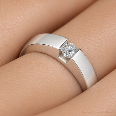 Bague SoHo en or blanc et diamant