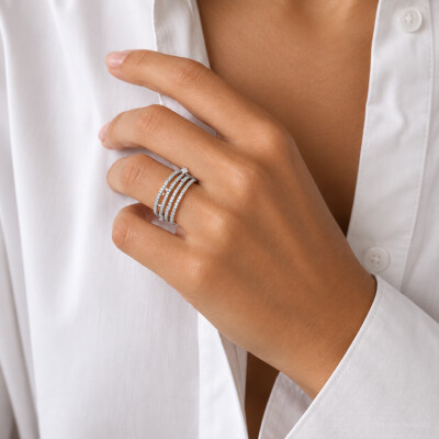 Bague Infini en or blanc et diamants
