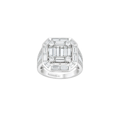 Bague Art Déco en or blanc et diamants