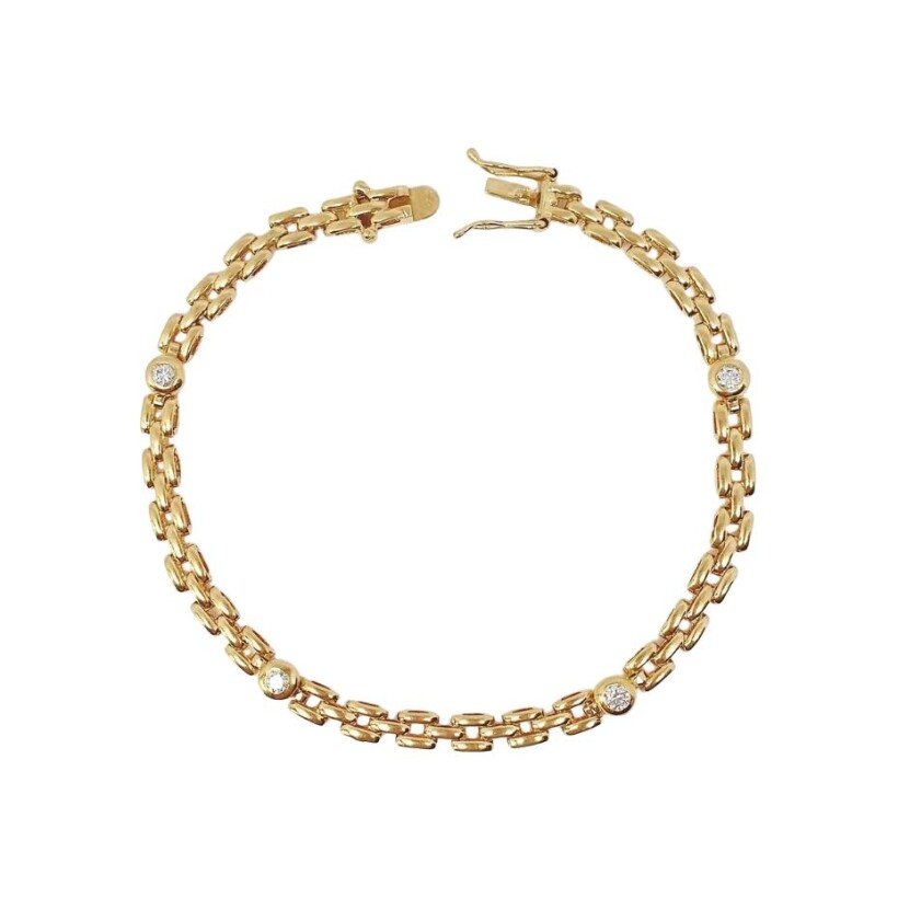 Le bracelet en or et diamants de Colette