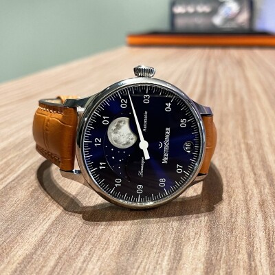 Montre MeisterSinger Lunascope LS908