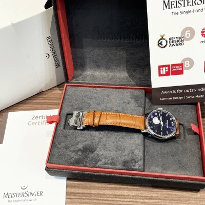 Montre MeisterSinger Lunascope LS908