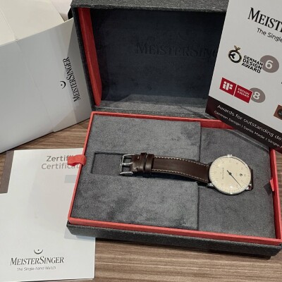 Montre MeisterSinger Neo Plus NE403