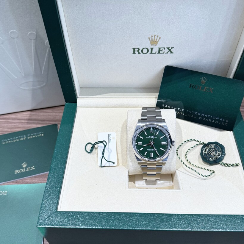 Montre Rolex Oyster Perpetual 124300.