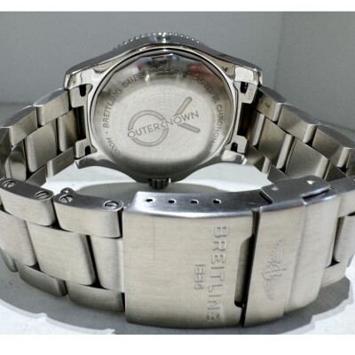 Montre Breitling Superocean II Automatic 44 Outerknown