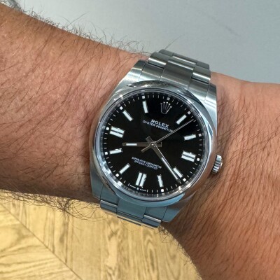 Montre Rolex Oyster Perpetual 41 124300.