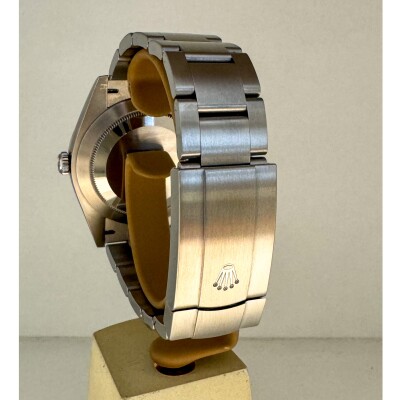 Montre Rolex Oyster Perpetual 41 124300.