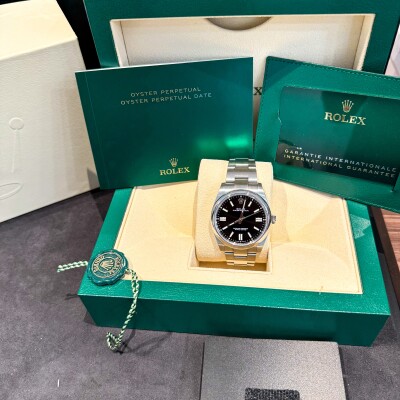 Montre Rolex Oyster Perpetual 41 124300.