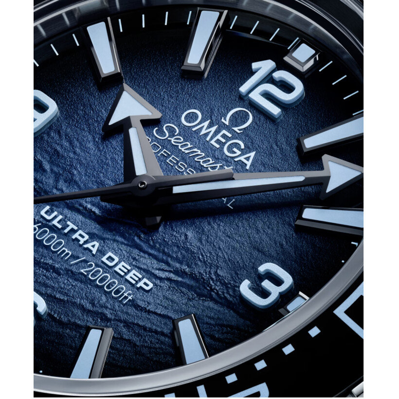 Montre Omega Seamaster Planet Ocean Ultra Deep.