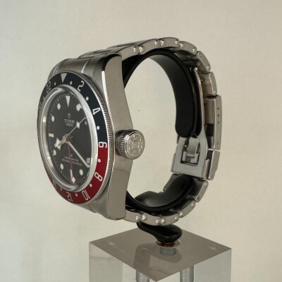 Montre TUDOR Black Bay GMT 79830RB
