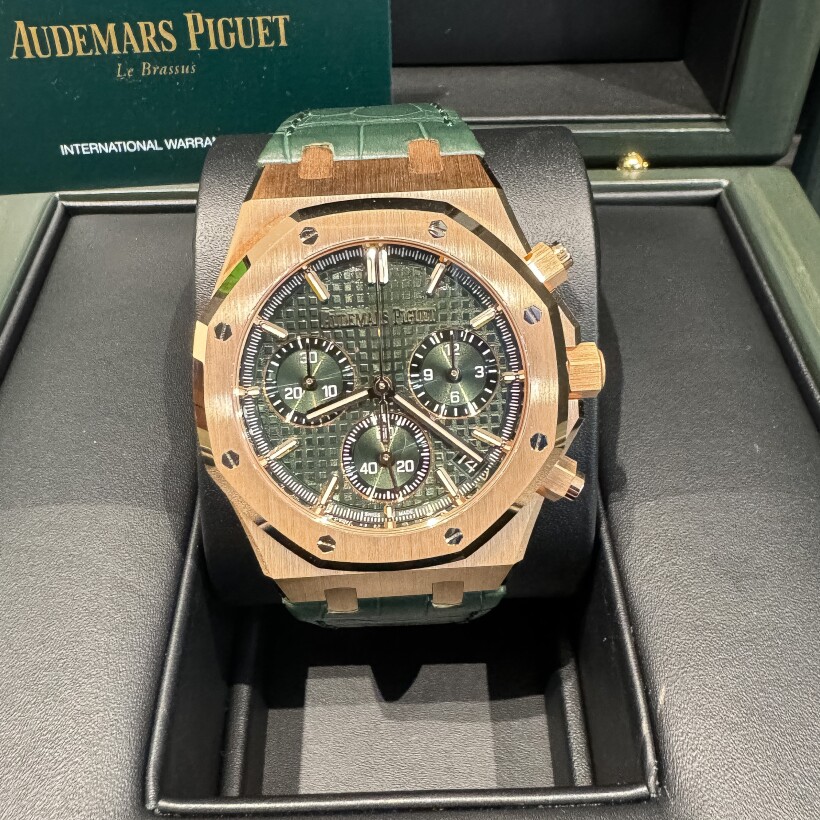 Montre Audemars Piguet Royal Oak Chronographe 26240OR.