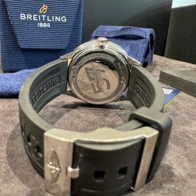 Montre Breitling Superocean Heritage 57 Automatic 42