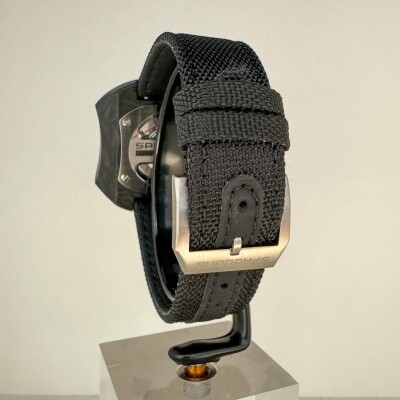 Montre SPACEONE CARBON Jumping Hour Brown.