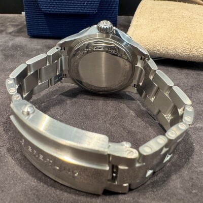 Montre Breitling Superocean Automatic 36 A17377.