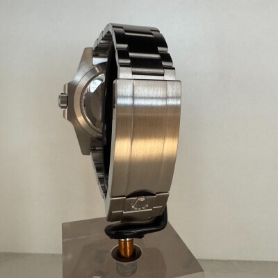 Montre Rolex Submariner No date 114060.
