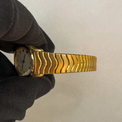 Montre Ebel Classic Wave Gold 8057.