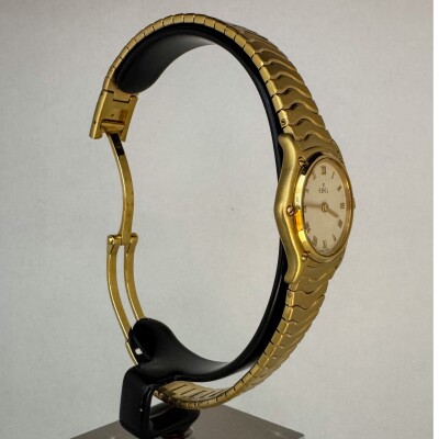 Montre Ebel Classic Wave Gold 8057.