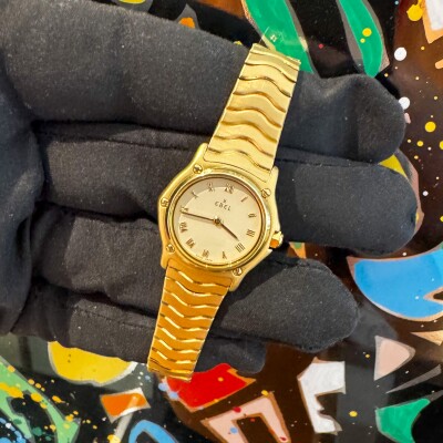 Montre Ebel Classic Wave Gold 8057.