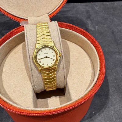 Montre Ebel Classic Wave Gold 8057.