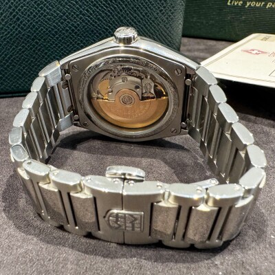 Montre Frederique Constant Hightlife COSC.
