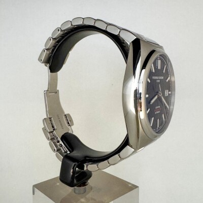 Montre Frederique Constant Hightlife COSC.