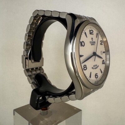 Montre TUDOR 1926 91650.