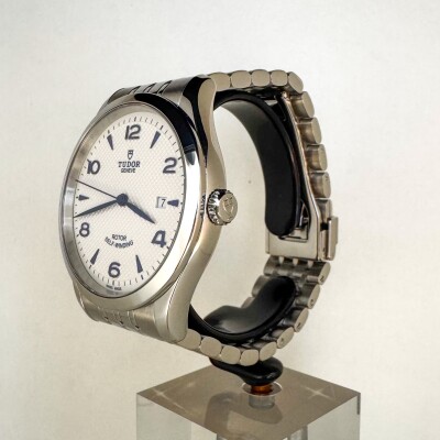 Montre TUDOR 1926 91650.