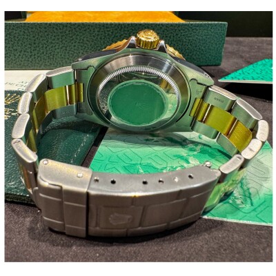 Montre Rolex Submariner Date 16613.