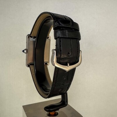 Montre Tank Must Grand modèle, mouvement quartz, acier, cuir
