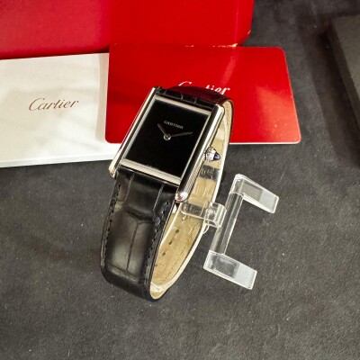 Montre Tank Must Grand modèle, mouvement quartz, acier, cuir