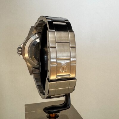 Montre Rolex Submariner Date 16610.