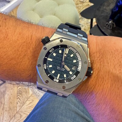 Montre Audemars Piguet Royal Offshore Diver 15720ST.