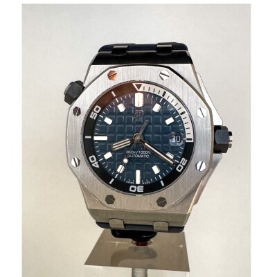 Montre Audemars Piguet Royal Offshore Diver 15720ST.