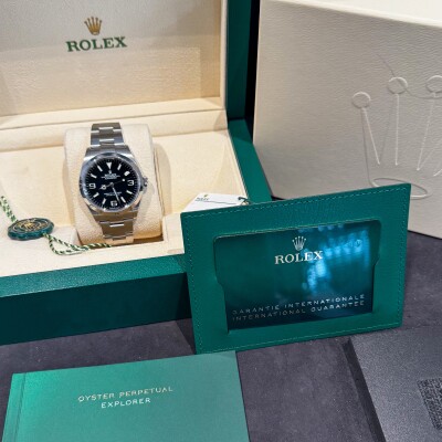 Montre Rolex Explorer I 36 124270.