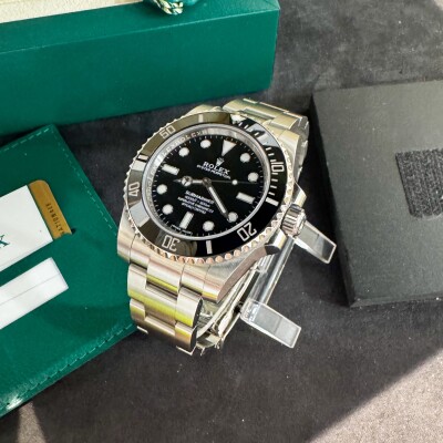 Montre Rolex Submariner No date 114060